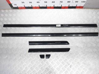 Комплект молдингов Audi A4 B6 2003, 2.4 л., МКПП, кабриолет, 8H0853953