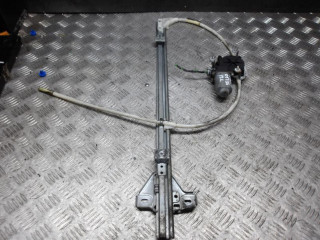 стеклоподъемник передний левый IVECO Daily 3 поколение 2005, 2.3 л., дизель, робот, микроавтобус, 7700352494