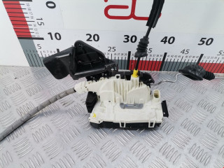 замок двери передней левой Mercedes-Benz C-Класс W204/S204 2009, 2.2 л., МКПП, седан, A2047202535