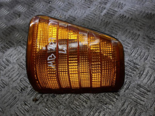 поворотник левый Mercedes-Benz T1 207-210D 1984