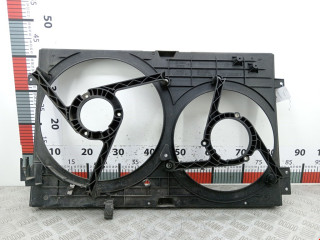 диффузор вентилятора Volkswagen 2000, 2.0 л., МКПП, универсал, 1J0121205B