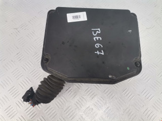 блок реле Maserati Quattroporte 5 поколение 2006, 4.2 л., робот, седан, 196908