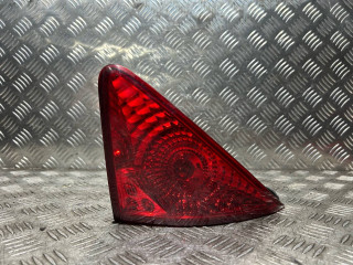 фонарь крышки багажника правый Peugeot 3008 1 поколение 2013, 1.6 л., дизель, 6МКПП, минивэн