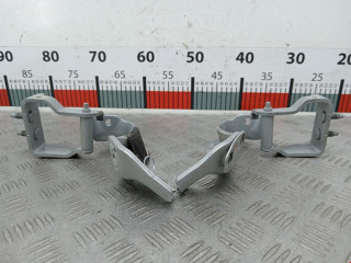 петля крышки багажника Audi A6 4F/C6 2005, 3.0 л., вариатор, универсал, 4F9827300D