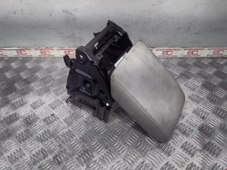 подлокотник Audi A5 8T 2007, 3.0 л., МКПП, купе, 8K0864207E