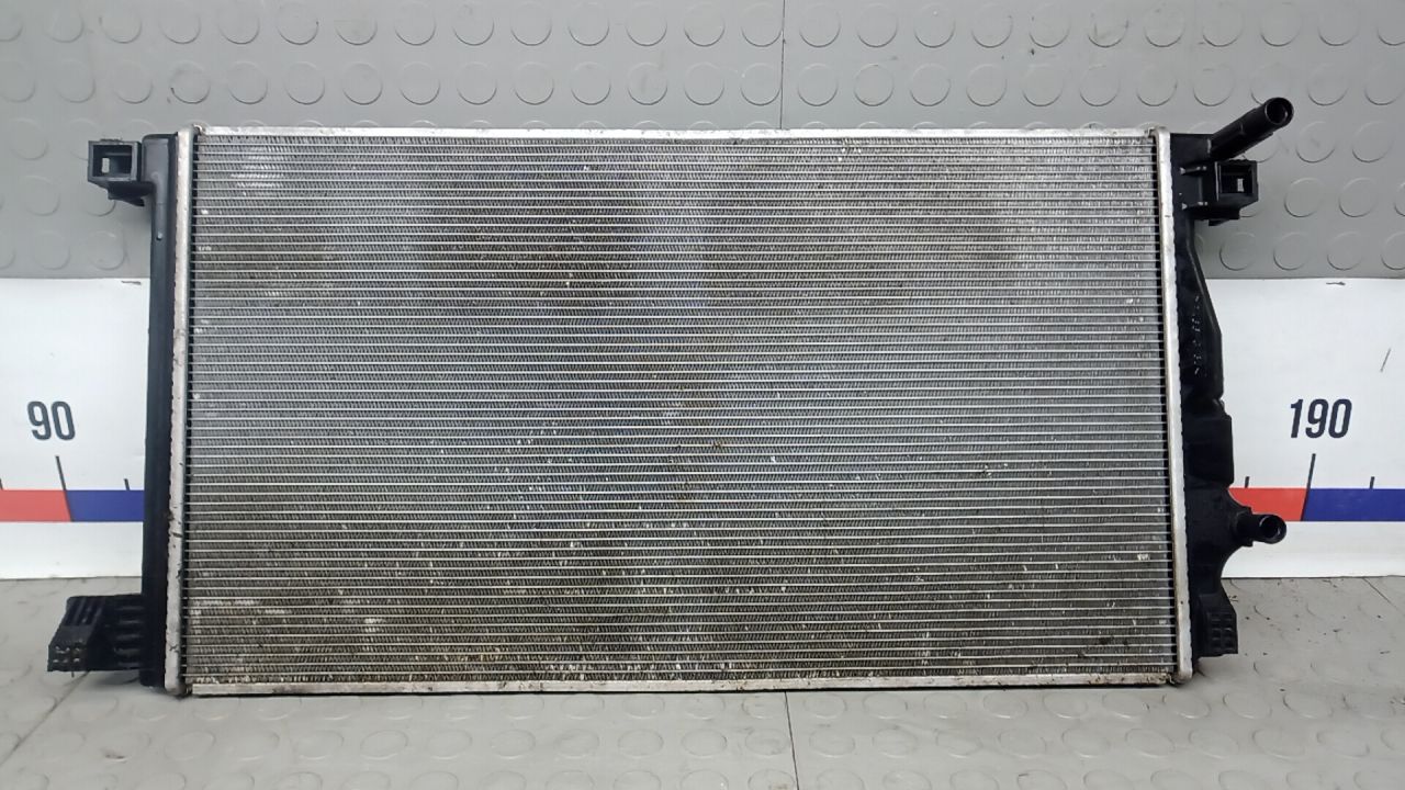 радиатор (основной) Toyota C-HR 1 поколение AX10 2017, 1.2 л., бензин - фото №1