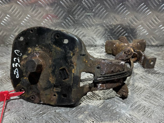 крепление запаски Land Rover Discovery 3 поколение 2004, 2.7 л., 276DT, дизель, АКПП, внедорожник 5 дв.