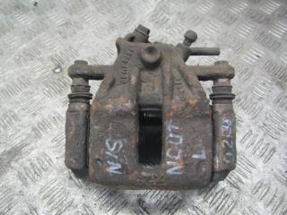 суппорт передний левый Nissan Note E11 2006, 1.4 л., бензин, МКПП, хетчбэк 5 дв.