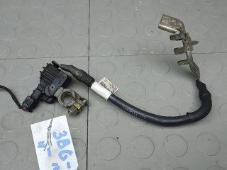 минусовой провод аккумулятора Skoda Octavia 3 поколение (A7) 2015, 1.6 л., дизель