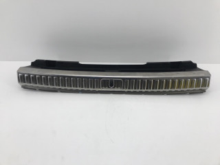 накладка внутренняя на заднюю панель кузова Audi A7 4K 2023, лифтбэк, 4K8863471