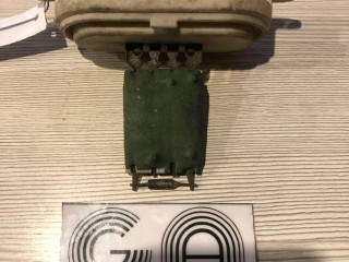 сопротивление печки Nissan Almera Tino V10 2001, 1.8 л., QG18DE, бензин, 5МКПП, минивэн