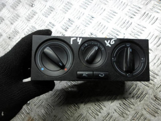 блок управления печки / климат-контроля Volkswagen Golf 3 поколение 2000, 1J0820045F