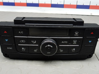 блок управления печки / климат-контроля Jeep Grand Cherokee 4 поколение 2012, 3.0 л., дизель