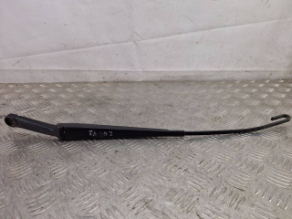 щеткодержатель (поводок стеклоочистителя, дворник) Opel Zafira 1 поколение (A) 2002, 1.8 л., бензин, МКПП, минивэн, 90582557