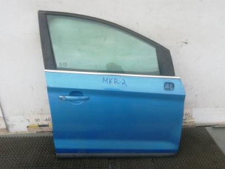 дверь передняя правая Ford Kuga 1 поколение 2009, 2.0 л., TDCi, дизель, МКПП, внедорожник 5 дв.