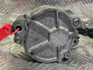 насос вакуумный Peugeot 207 1 поколение [рестайлинг] 2010, 1.6 л., 9HX (DV6ATED4), дизель, 5МКПП, хетчбэк 5 дв., BOSCH