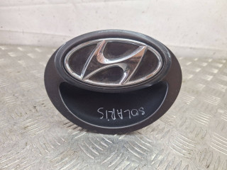 ручка крышки багажника Hyundai Solaris 1 поколение [рестайлинг] 2016, хетчбэк 5 дв., 817201R200