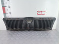 решетка радиатора Skoda Octavia 2 поколение (A5) 2007, 2.0 л., МКПП, хетчбэк 5 дв., 1Z0853668A - фото №5