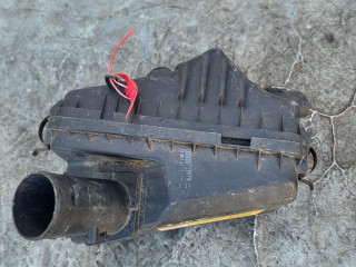 корпус воздушного фильтра Toyota 2001, 2.0 л., 1CD-FTV, дизель, 5МКПП, универсал