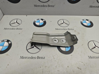 крепление крыла переднего правого BMW 2023, 3.0 л., бензин, c4p, 7418218