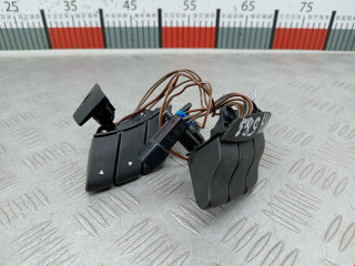 кнопки управления на руле Opel Tigra 2 поколение 2004, 1.4 л., МКПП, кабриолет