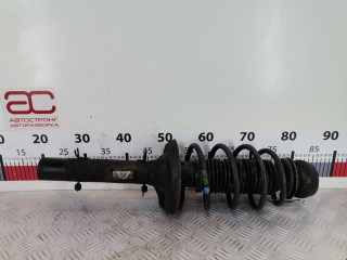 стойка амортизатора Volkswagen Golf 4 поколение 1998, 1.4 л., МКПП, хетчбэк 3 дв., 1J0413031S