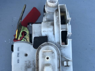 замок двери передней правой Volkswagen Golf 3 поколение 1992, 1.4 л., бензин, 5МКПП, хетчбэк 5 дв., 1H0862154