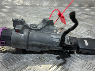 замок зажигания Audi A4 B6 2002, 1.8 л., AVJ, бензин, 5МКПП, седан, 4B0905851
