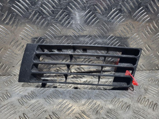 заглушка (решетка) в бампер Audi A4 B5 [рестайлинг] 2000, 1.9 л., дизель, МКПП, седан, 8D0807345AA