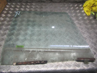 стекло двери передней правой Hyundai Galloper 2 поколение 2000, 2.5 л., дизель, МКПП, внедорожник 5 дв.