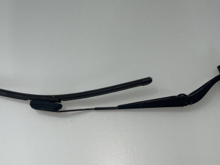 щеткодержатель (поводок стеклоочистителя, дворник) Chevrolet Equinox 3 поколение 2020, 1.5 л., бензин, АКПП, внедорожник 5 дв.