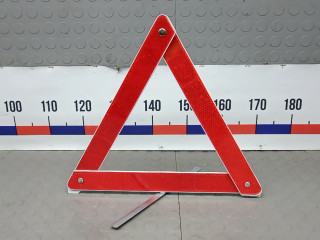 знак аварийной остановки Renault Kadjar 1 поколение 2015, 1.5 л., дизель