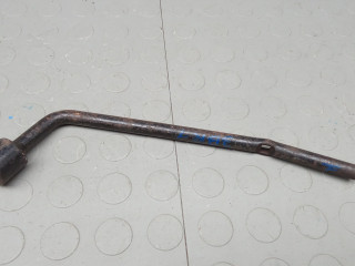 ключ колесный (балонный) Mitsubishi Pajero Sport 1 поколение [2-й рестайлинг] 2005, 2.5 л., дизель, внедорожник 5 дв.