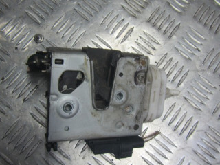 замок двери передней правой Audi A4 B5 1998, 1.9 л., дизель, МКПП, универсал, 8D1837016F