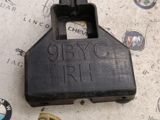 Крепление бампера переднего Chevrolet TrailBlazer 3 поколение 2023, 1.3 л., бензин, 42747855