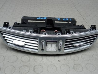 дефлектор обдува салона Mercedes-Benz S-Класс W221 2006, 3.0 л., дизель, седан