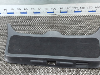 обшивка крышки багажника Land Rover Range Rover Sport 1 поколение 2005, 2.7 л., дизель, внедорожник 5 дв., ESN500052LUP