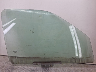 стекло двери передней правой Ford Fiesta 4 поколение [рестайлинг] 2001