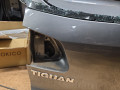крышка багажника (дверь 3-5) Volkswagen Tiguan 1 поколение [рестайлинг] 2015, 1.4 л., TSI, CTHD, бензин, АКПП, u5, хетчбэк 5 дв., передний привод, правый руль, 5N0827025G - фото №4