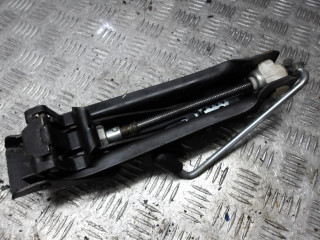 домкрат Volkswagen Touran 1 поколение 2004, 1T0011031A