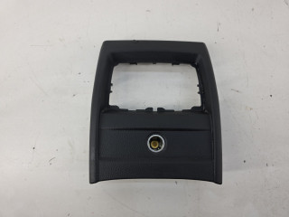 Декоративная накладка центральной консоли BMW 3 серия F30/F31/F34 2013, 1.6 л., N13 B16 A, бензин, АКПП, седан, задний привод, правый руль, 9218909