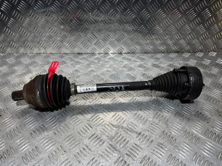 полуось передняя левая (приводной вал, ШРУС) Volkswagen Golf 6 поколение 2010, 1.6 л., CAYA, дизель, 5МКПП, хетчбэк 5 дв., 1K0407271AT