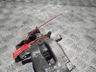 суппорт задний правый Peugeot 2008 1 поколение 2015, 1.6 л., 9HC (DV6C), дизель, робот, внедорожник 5 дв.