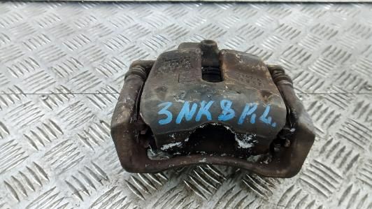 суппорт передний левый Suzuki SX4 1 поколение 2006, 1.6 л., бензин, МКПП, хетчбэк 5 дв. - фото №1