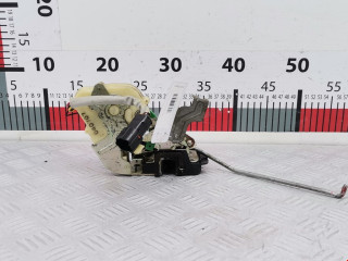 замок двери передней правой Kia Sorento 1 поколение 2004, 2.5 л., МКПП, внедорожник 5 дв., 813203E010