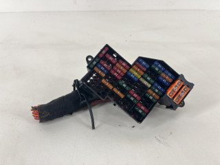 блок предохранителей Porsche 2008, 4.8 л., M 48.01, бензин, АКПП, внедорожник 5 дв., 7L0941824A, 7L0941829A