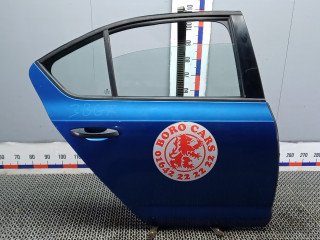 дверь задняя правая Skoda Octavia 3 поколение (A7) 2015, 1.6 л., дизель