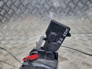 замок двери передней правой Mazda 6 GG 2004, 2.0 л., LF17, бензин, 5МКПП, седан