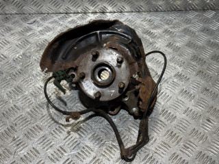 ступица передняя левая Toyota 2001, 2.0 л., 1CD-FTV, дизель, 5МКПП, универсал