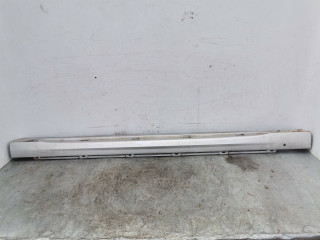 накладка на порог Opel Vectra C 2003, 2.2 л., Z 22 SE, бензин, 5МКПП, серебро, хетчбэк 5 дв.